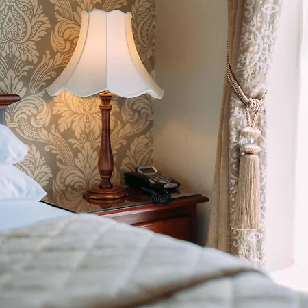 Sheedy's Boutique 4*