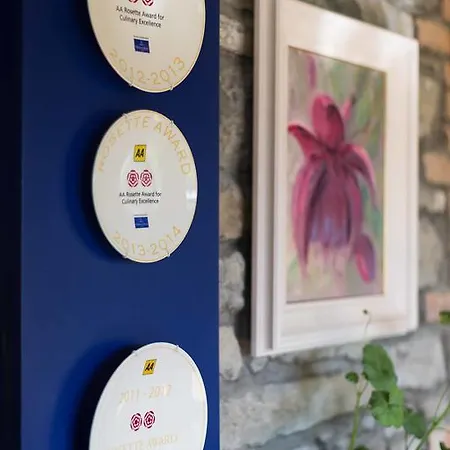 Sheedy's Boutique 4*